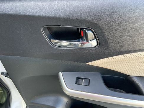 Used 2016 Honda CR-V Touring image 35