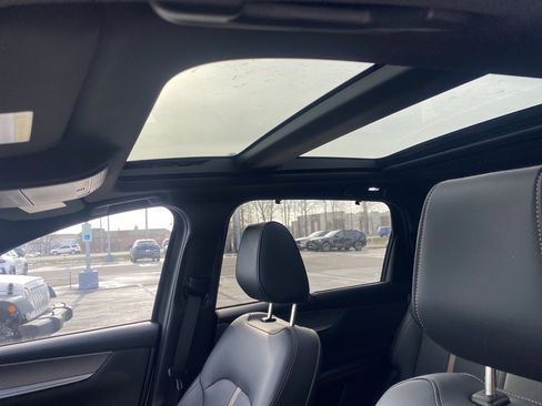 Certified 2025 MAZDA CX-70 Plug-In Hybrid w/ Premium Plus image 15