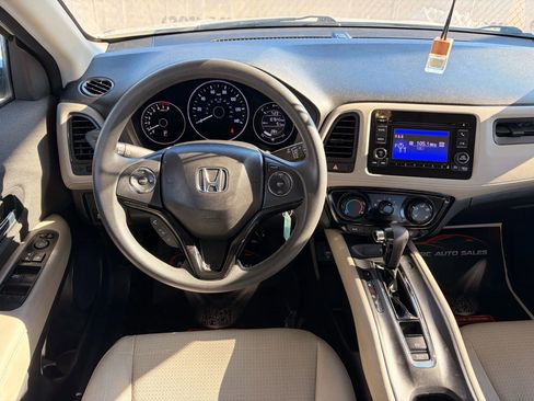 Used 2022 Honda HR-V LX image 28