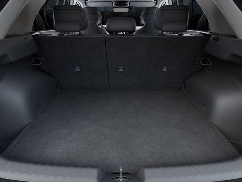 New 2025 Kia Niro SX Touring image 19