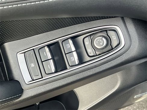 Used 2023 Subaru Ascent Limited w/ Technology Package image 26
