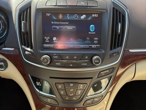Used 2016 Buick Regal Premium w/ Driver Confidence Package #2 FWD image 14