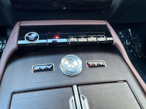 New 2025 Lincoln Navigator Reserve image 43