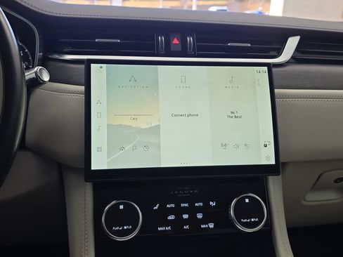 Used 2021 Jaguar F-PACE S image 20