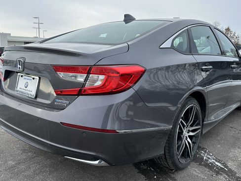 Used 2021 Honda Accord Touring image 10
