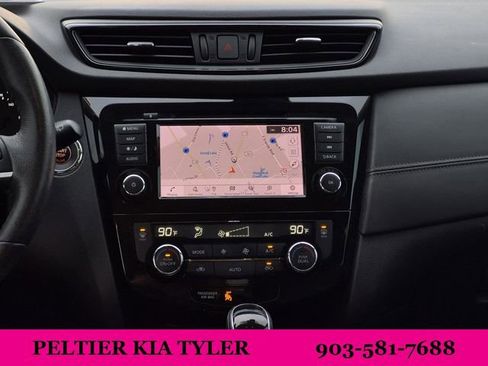 Used 2020 Nissan Rogue SL w/ Premium Package image 31