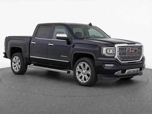Used 2017 GMC Sierra 1500 Denali w/ Denali Ultimate Package AWD/4WD image 16