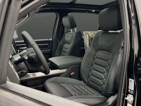 New 2026 RAM 1500 Big Horn AWD/4WD image 9