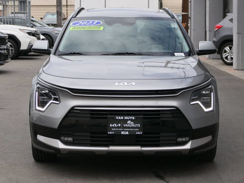 Certified 2023 Kia Niro SX Touring FWD image 7