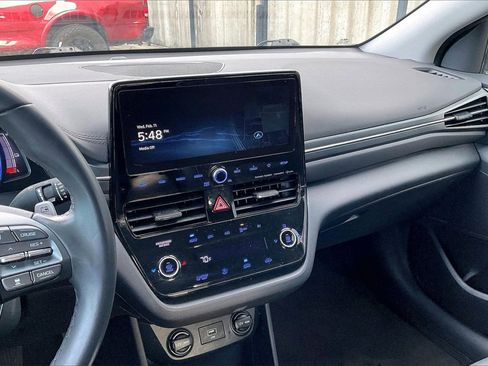 Used 2021 Hyundai Ioniq Limited image 6