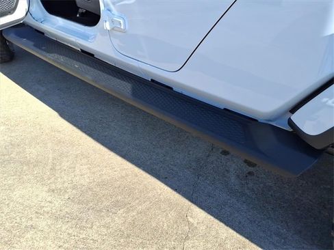 New 2026 Jeep Gladiator Sport image 17