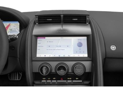 Used 2023 Jaguar F-TYPE P450 image 26