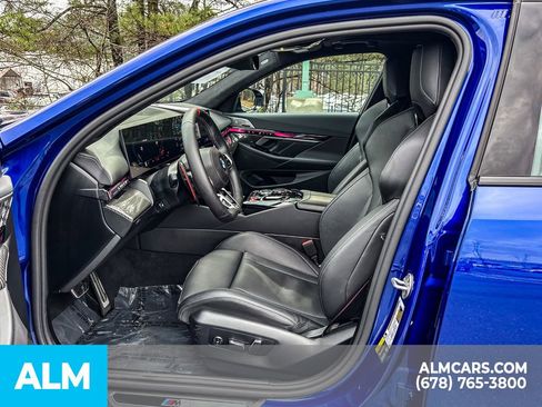 Used 2026 BMW M5 w/ Executive Package image 13