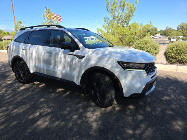 Used 2023 Kia Sorento SX Prestige AWD/4WD image 3