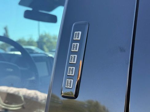 Used 2020 Ford F150 Raptor AWD/4WD image 19
