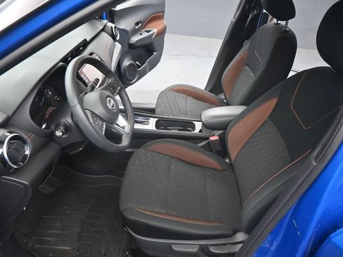 Used 2024 Nissan Kicks SR w/ Exterior Package image 9