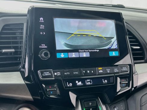 Used 2023 Honda Odyssey EX-L image 13