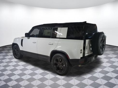 New 2026 Land Rover Defender 110 S AWD/4WD image 3