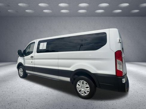 Used 2023 Ford Transit 350 XLT RWD image 4