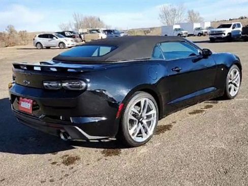 Certified 2020 Chevrolet Camaro LT w/ RS Package image 8
