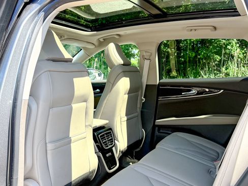 Used 2023 Lincoln Nautilus Reserve w/ Monochromatic Package AWD/4WD image 20