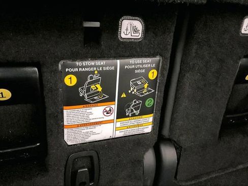 Used 2025 Toyota Sienna XSE FWD image 23
