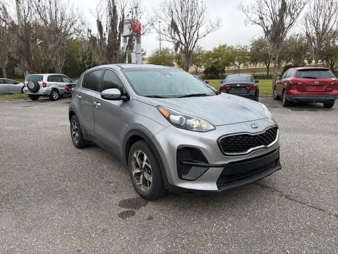 Used 2020 Kia Sportage LX w/ LX Popular Package image 7