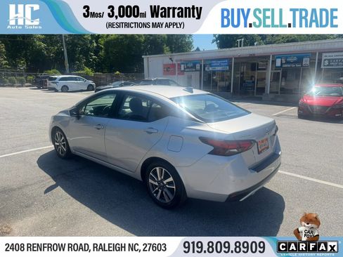 Used 2020 Nissan Versa SV FWD image 3