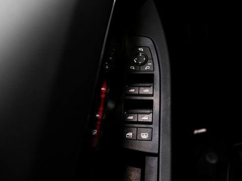 Used 2025 BMW M5 w/ Carbon Package AWD/4WD image 46
