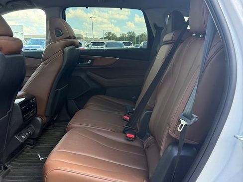 Used 2024 Acura MDX w/ Technology Package AWD/4WD image 12