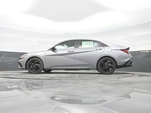 New 2026 Hyundai Elantra SEL Sport Premium image 26