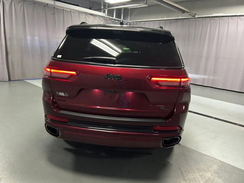 Used 2025 Jeep Grand Cherokee L Summit AWD/4WD image 6