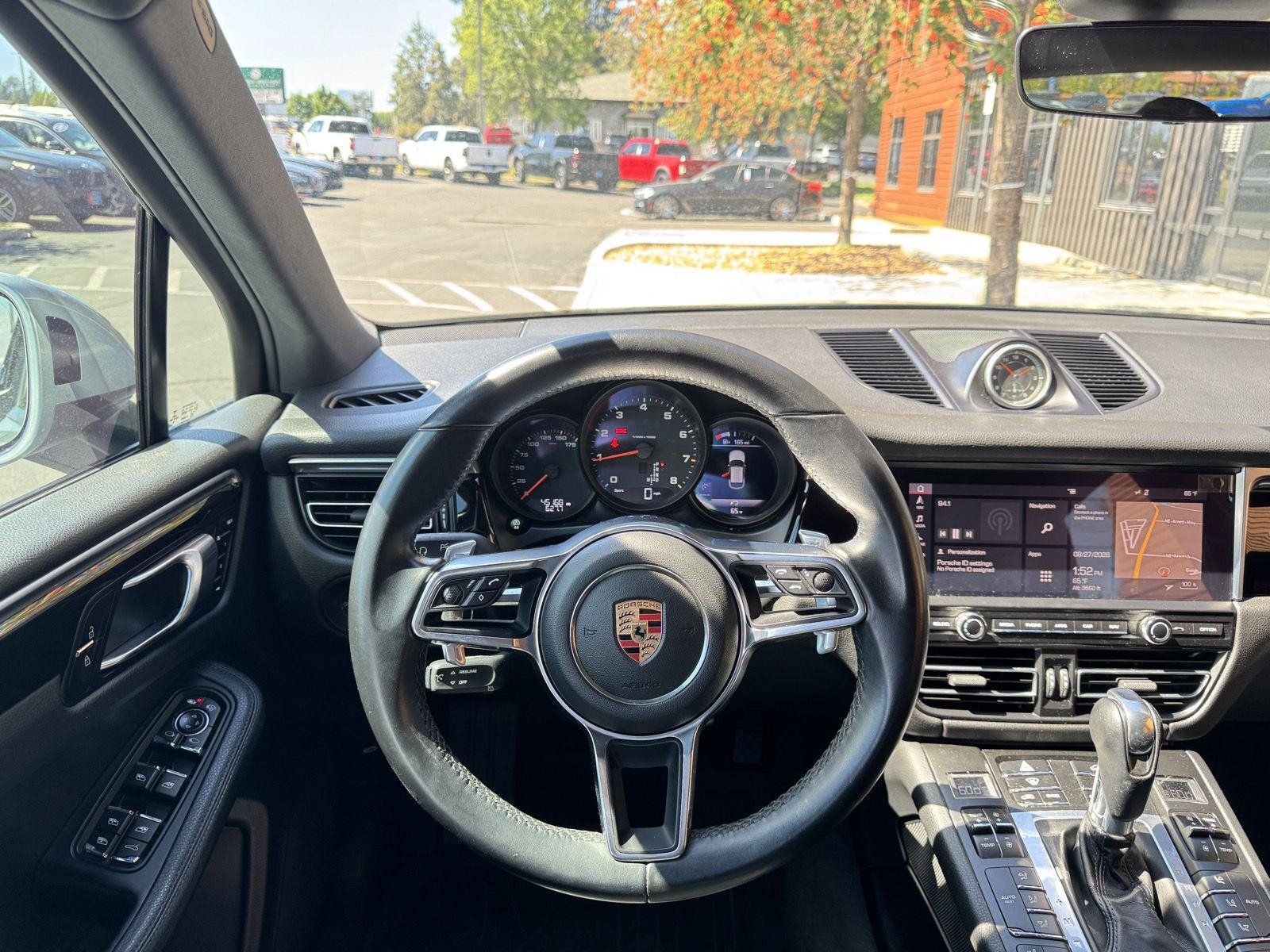 Used 2019 Porsche Macan AWD/4WD image 13