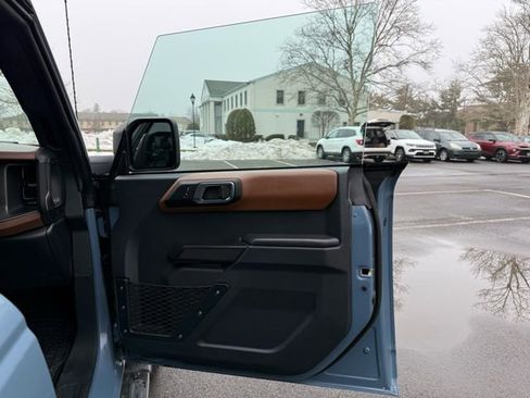 Used 2024 Ford Bronco Outer Banks image 31