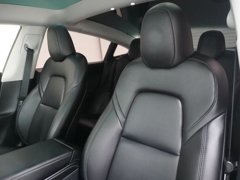 Used 2023 Tesla Model 3 Standard Range RWD image 11
