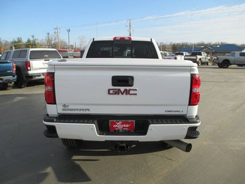 Used 2015 GMC Sierra 2500 Denali w/ Duramax Plus Package image 7