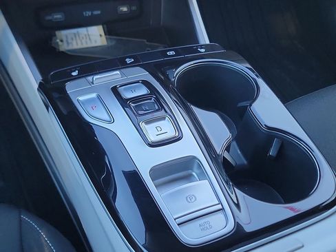 Certified 2022 Hyundai Tucson Blue w/ Cargo Package image 17