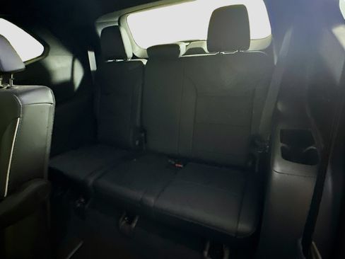 Used 2025 Buick Enclave Preferred FWD image 29