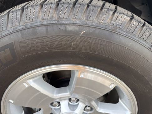 Used 2010 Toyota Tacoma PreRunner w/ TRD Sport Pkg image 28