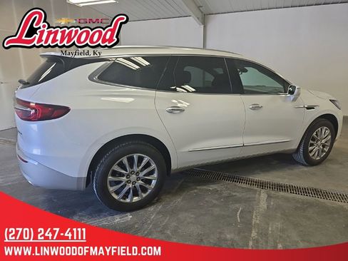 Used 2019 Buick Enclave Premium FWD image 2