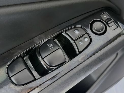 Used 2024 Nissan Altima 2.0 SR FWD image 23