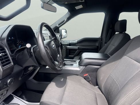 Used 2018 Ford F150 XLT w/ Equipment Group 302A Luxury AWD/4WD image 16