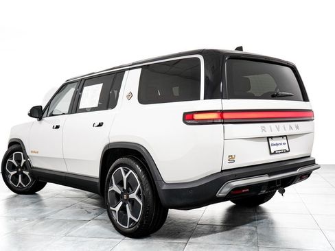 Used 2023 Rivian R1S Adventure AWD/4WD image 5