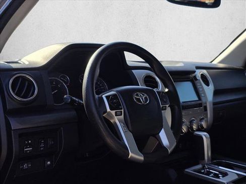Used 2016 Toyota Tundra SR5 image 14