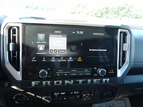 Used 2025 Nissan Frontier SV w/ SV Convenience Package AWD/4WD image 15