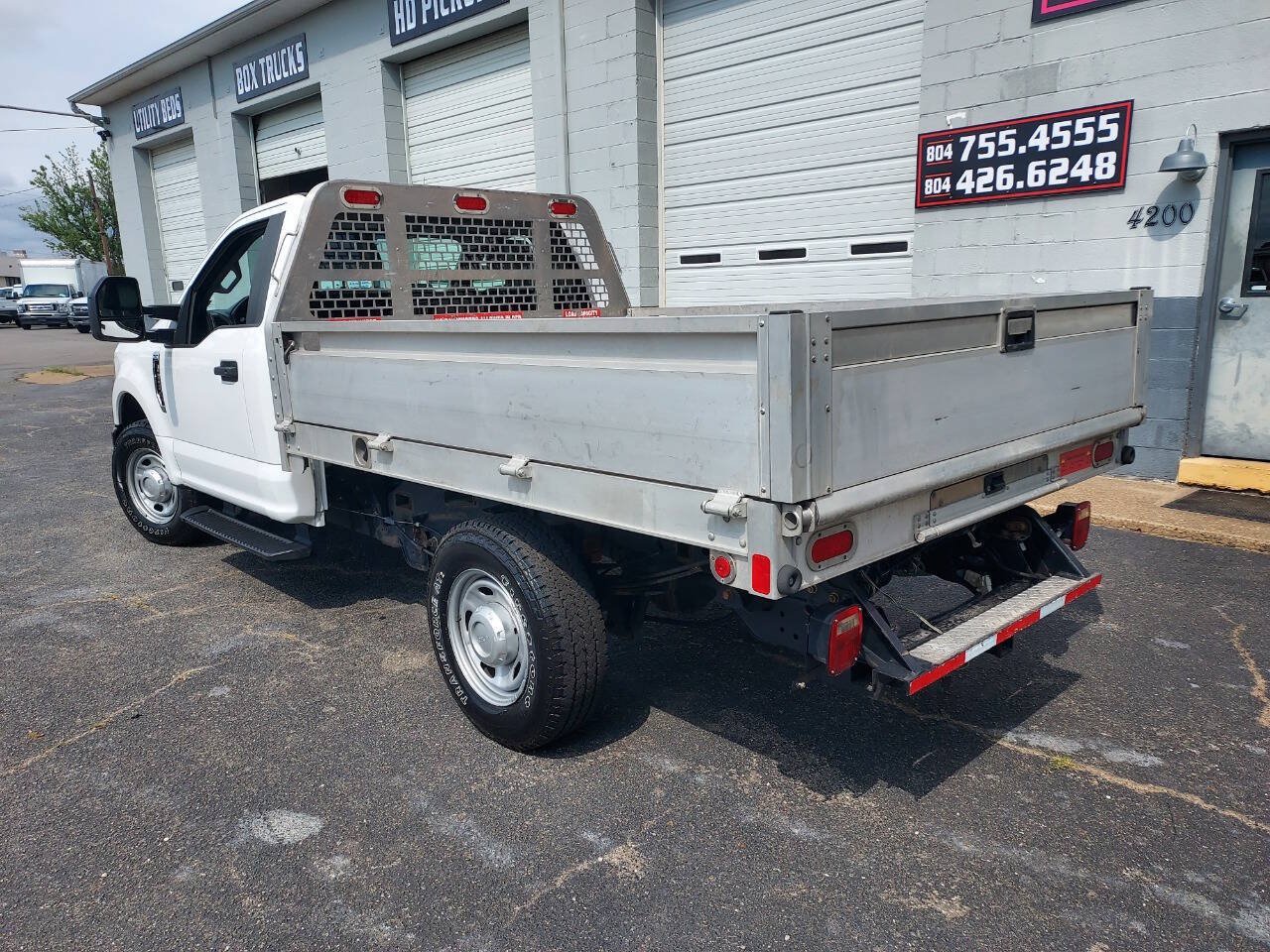 Used 2020 Ford F250 XL RWD image 3