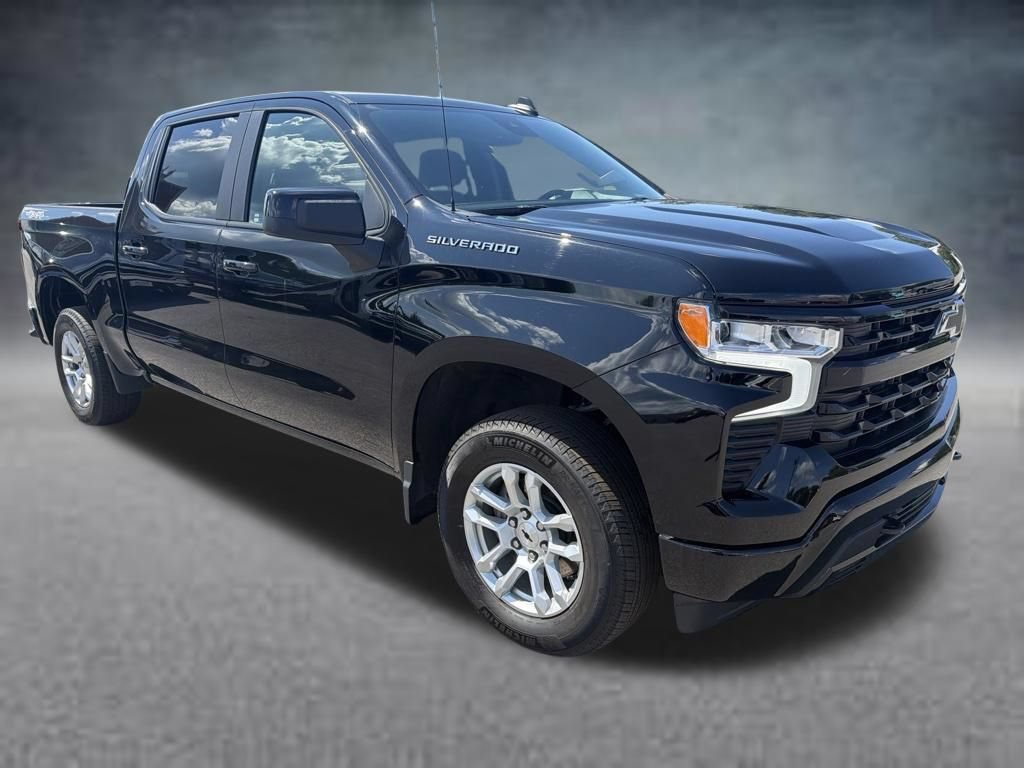 Used 2026 Chevrolet Silverado 1500 RST AWD/4WD image 3