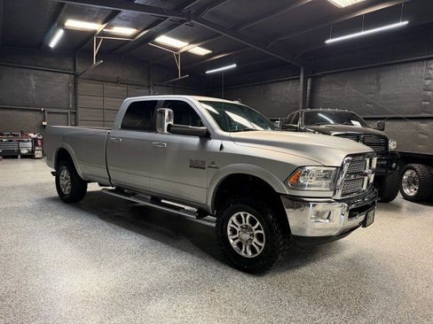 Used 2018 RAM 2500 Laramie AWD/4WD image 6