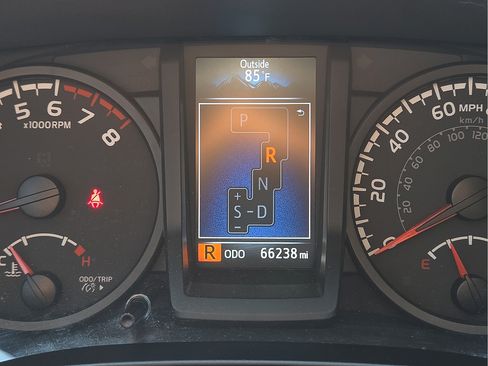 Used 2023 Toyota Tacoma SR AWD/4WD image 18