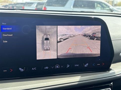 Certified 2024 Chevrolet Traverse LT w/ Midnight/Sport Edition image 15